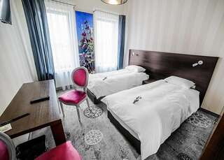 Отель Lawendowe Termy Унеюв Двухместный номер с 2 отдельными кроватями-4